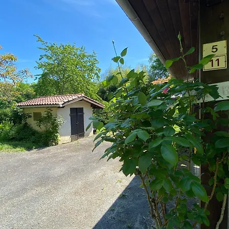Maison De Moutiques